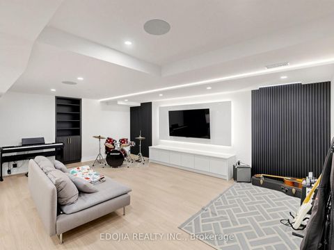 Photo 14 at 88 Sweet Anna Court, Patterson, Vaughan