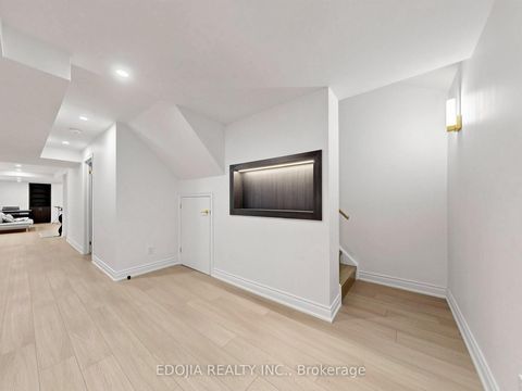 Photo 20 at 88 Sweet Anna Court, Patterson, Vaughan