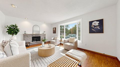 Photo 6 at 3 Leeswood Crescent E, Agincourt North, Toronto