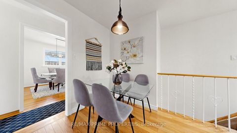 Photo 12 at 3 Leeswood Crescent E, Agincourt North, Toronto
