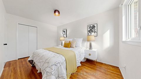 Photo 26 at 3 Leeswood Crescent E, Agincourt North, Toronto