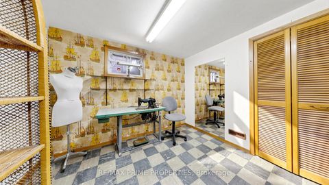 Photo 39 at 3 Leeswood Crescent E, Agincourt North, Toronto