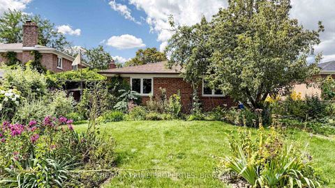 Photo 44 at 3 Leeswood Crescent E, Agincourt North, Toronto