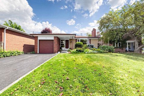 Photo 46 at 3 Leeswood Crescent E, Agincourt North, Toronto