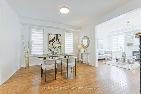 Photo 7 at 338 Carlissa Run, Woodland Hill, Newmarket