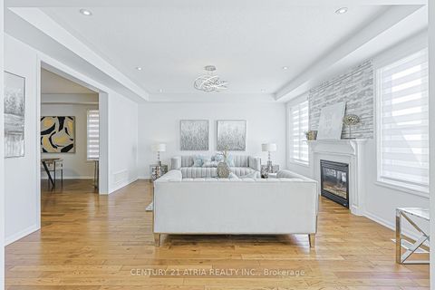 Photo 11 at 338 Carlissa Run, Woodland Hill, Newmarket