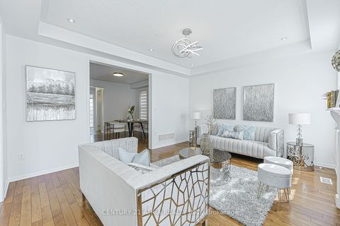 Photo 12 at 338 Carlissa Run, Woodland Hill, Newmarket