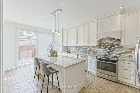 Photo 18 at 338 Carlissa Run, Woodland Hill, Newmarket
