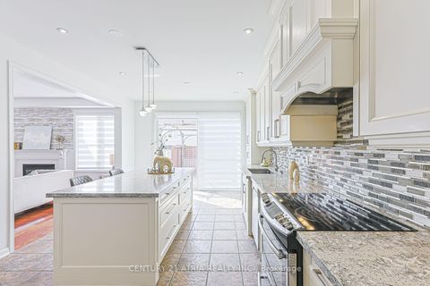 Photo 19 at 338 Carlissa Run, Woodland Hill, Newmarket