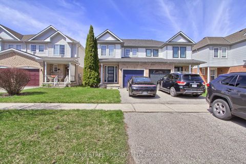 Photo 2 at 17 Hirst Avenue, Keswick South, Georgina