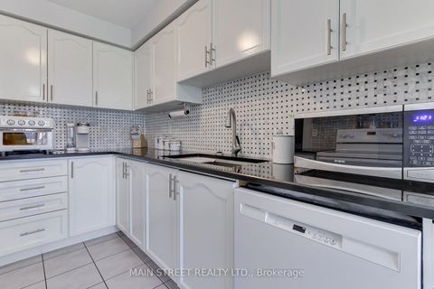 Photo 14 at 17 Hirst Avenue, Keswick South, Georgina