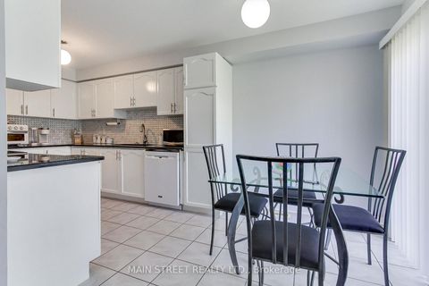 Photo 17 at 17 Hirst Avenue, Keswick South, Georgina