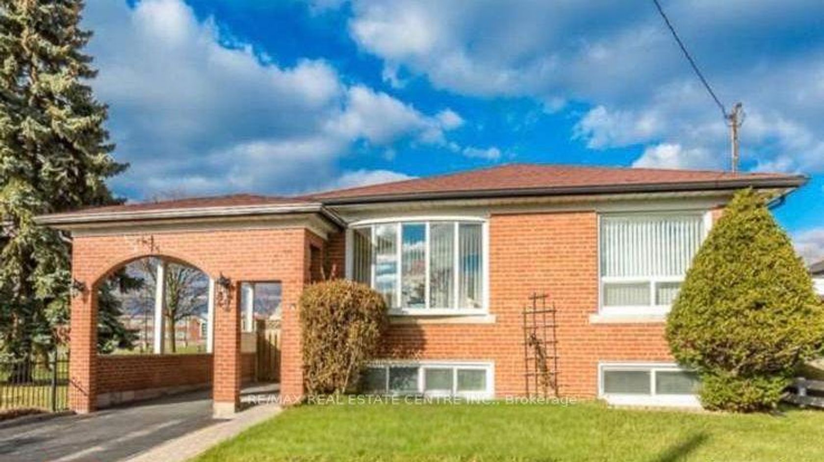 22 Beran Drive, Woburn, Toronto 