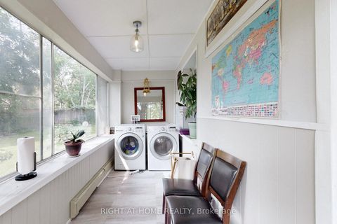 Photo 11 at 1 Edgebrook Drive, Beaumonde Heights, Toronto