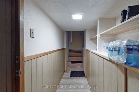 Photo 19 at 1 Edgebrook Drive, Beaumonde Heights, Toronto