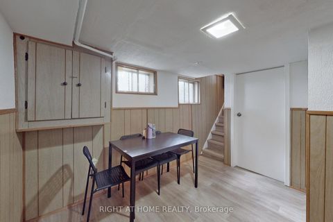 Photo 23 at 1 Edgebrook Drive, Beaumonde Heights, Toronto