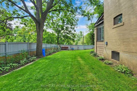 Photo 28 at 1 Edgebrook Drive, Beaumonde Heights, Toronto