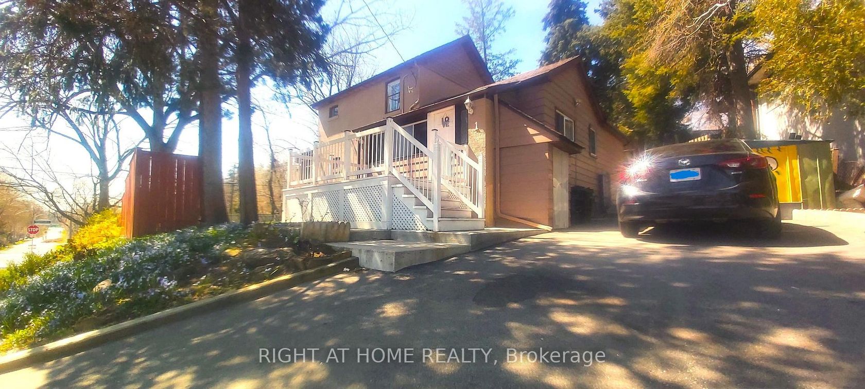 1 Edgebrook Drive, Beaumonde Heights, Toronto 