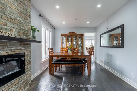 Photo 9 at 19 Cardinal Street, Cundles East, Barrie