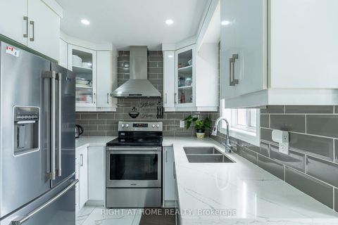 Photo 13 at 19 Cardinal Street, Cundles East, Barrie