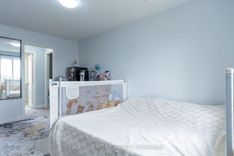 Photo 25 at 19 Cardinal Street, Cundles East, Barrie