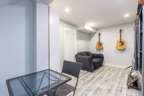 Photo 36 at 19 Cardinal Street, Cundles East, Barrie