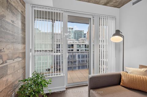 Photo 11 at 942 - 1030 King Street W, Niagara, Toronto
