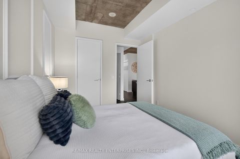 Photo 16 at 942 - 1030 King Street W, Niagara, Toronto