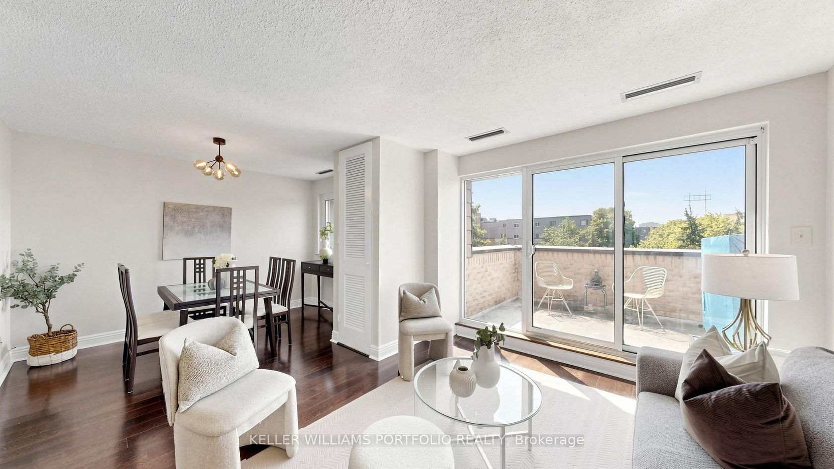 358 - 4005 Don Mills Road, Hillcrest Village, Toronto photo 7