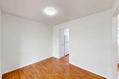 Photo 16 at 8 Rusty Crest Way, Don Valley Village, Toronto