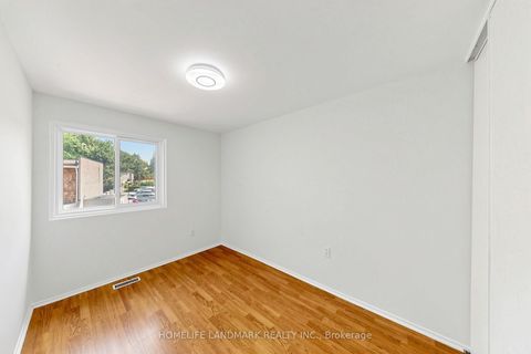 Photo 22 at 8 Rusty Crest Way, Don Valley Village, Toronto