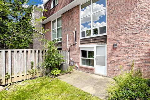Photo 42 at 8 Rusty Crest Way, Don Valley Village, Toronto