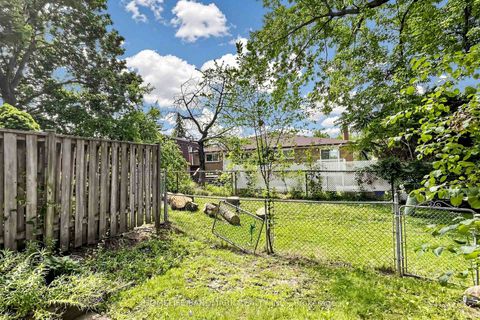 Photo 43 at 8 Rusty Crest Way, Don Valley Village, Toronto