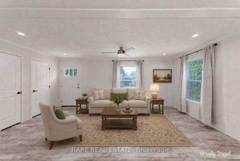 Photo 3 at 76 Linden Lane, Alcona, Innisfil