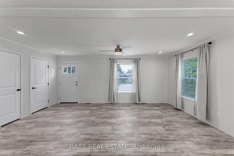 Photo 4 at 76 Linden Lane, Alcona, Innisfil