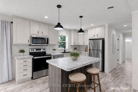Photo 7 at 76 Linden Lane, Alcona, Innisfil