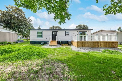 Photo 25 at 76 Linden Lane, Alcona, Innisfil