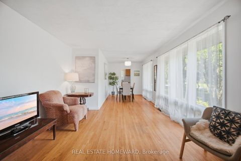 Photo 11 at 3 Shadwell Place, Don Mills, Toronto