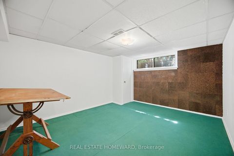 Photo 25 at 3 Shadwell Place, Don Mills, Toronto
