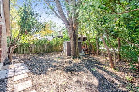 Photo 35 at 3 Shadwell Place, Don Mills, Toronto