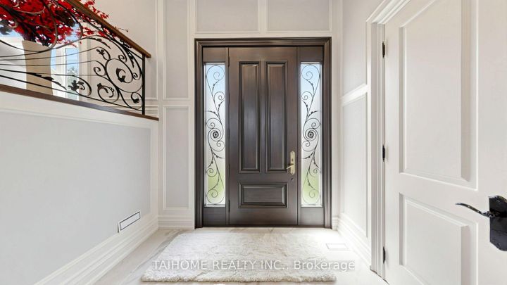Photo 1 at 38 Foxwarren Drive, Bayview Village, Toronto