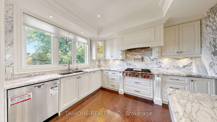 Photo 8 at 38 Foxwarren Drive, Bayview Village, Toronto