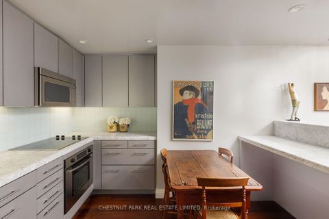 Photo 25 at 322 - 1 Benvenuto Place, Casa Loma, Toronto