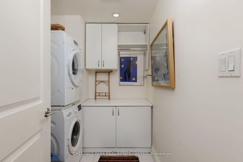 Photo 46 at 322 - 1 Benvenuto Place, Casa Loma, Toronto