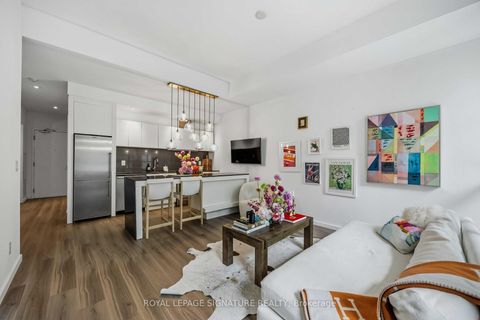 Photo 1 at 202 - 8 Charlotte Street, Waterfront Communities C1, Toronto