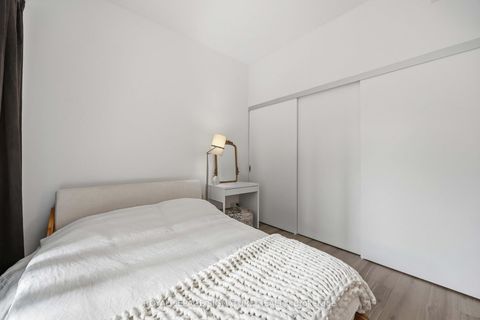 Photo 17 at 202 - 8 Charlotte Street, Waterfront Communities C1, Toronto