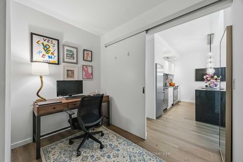 Photo 21 at 202 - 8 Charlotte Street, Waterfront Communities C1, Toronto