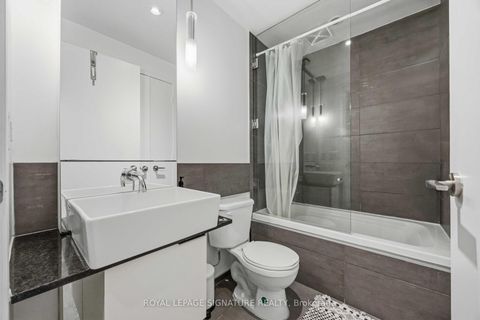 Photo 23 at 202 - 8 Charlotte Street, Waterfront Communities C1, Toronto