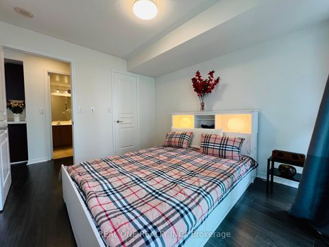 Photo 19 at 801 - 503 Beecroft Road, Willowdale West, Toronto