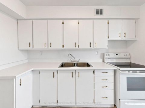 Photo 18 at 1406 - 1350 York Mills Road, Donalda, Toronto